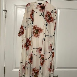 White flora kimono